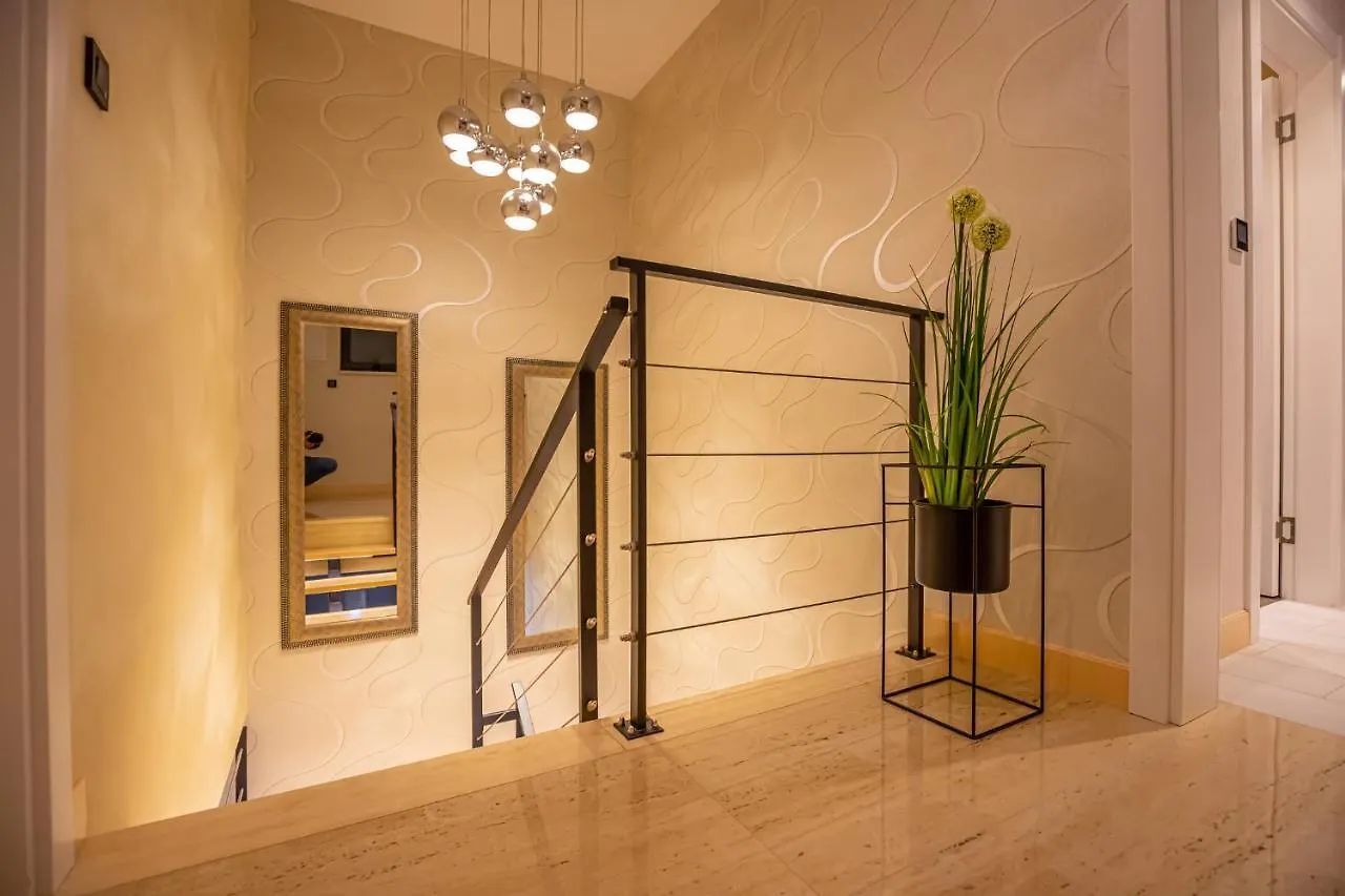 Villa Marassi With Heated Pool, Hot Tub And Sauna Crikvenica 0*,